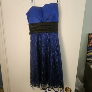 Wendye Chaitin Blue Glittery Dress Size 7/8
